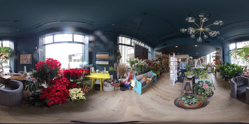 Florist «Fleur De Lis Florist», reviews and photos, 226 N Liberty St # 1, Baltimore, MD 21201, USA