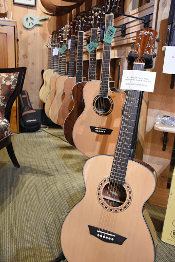 Guitar Store «Tobias Music», reviews and photos, 5013 Fairview Ave # 2, Downers Grove, IL 60515, USA