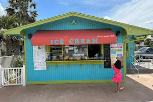 Izzy's Island Tacos And Ice Cream image