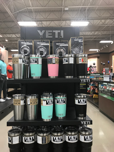 Sporting Goods Store «Golf Galaxy», reviews and photos, 4250 Easton Gateway Dr, Columbus, OH 43219, USA