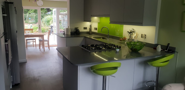 Comments and reviews of Cruz Kitchens Ltd