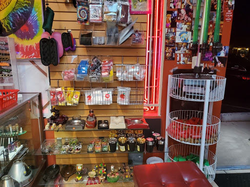 Tobacco Shop «Trend Vape Smoke», reviews and photos, 1616 Bethany Home Rd, Phoenix, AZ 85016, USA