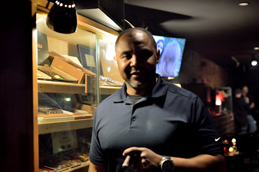 Tobacco Shop «Cigar Inn», reviews and photos, 119 W Main St, Belleville, IL 62220, USA