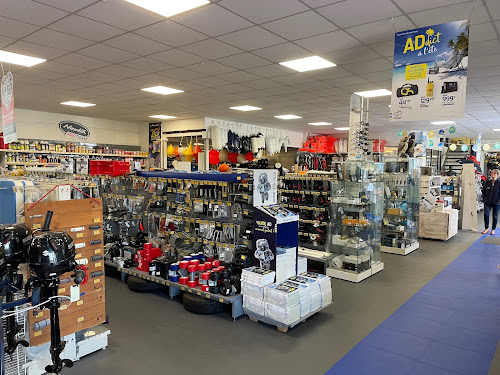 Magasin d'équipements et accessoires nautiques Accastillage Diffusion Ouistreham Ouistreham