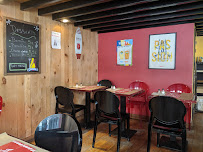 Atmosphère du Restaurant FRITE ALORS ! TERREAUX - Poutines québécoises - Frites belges - Burgers à Lyon - n°8