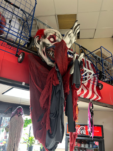 Dollar Store «Discount King», reviews and photos, 2271 Hylan Blvd, Staten Island, NY 10306, USA