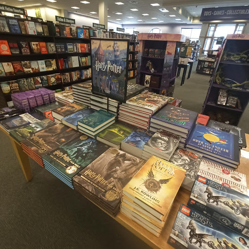Book Store «Barnes & Noble», reviews and photos, 23130 Fashion Dr, Estero, FL 33928, USA