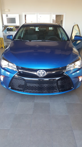 Toyota Dealer «Walker Toyota», reviews and photos, 8457 N Springboro Pike, Miamisburg, OH 45342, USA