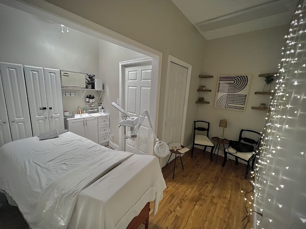 Divinely Created Aesthetics | Chloé Covington, LE. 21157