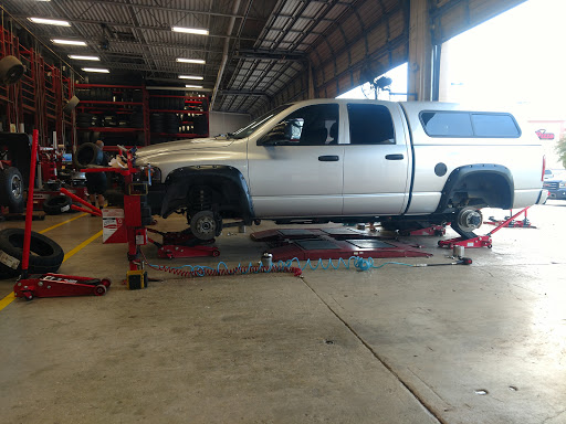 Tire Shop «Discount Tire Store - New Braunfels, TX», reviews and photos, 1312 Interstate 35 Frontage Rd, New Braunfels, TX 78130, USA