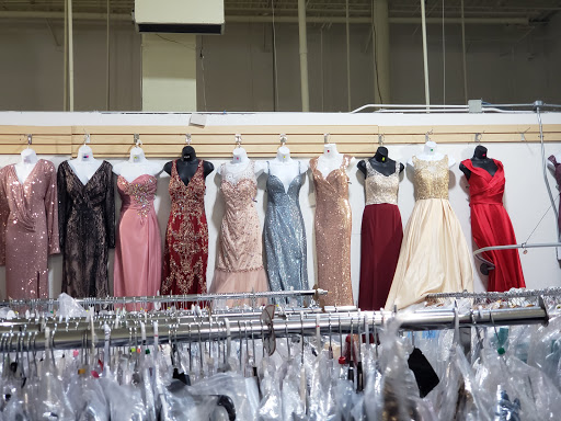 Outlet Mall «Harwin Outlet Mall», reviews and photos, 9507 Harwin Dr, Houston, TX 77036, USA