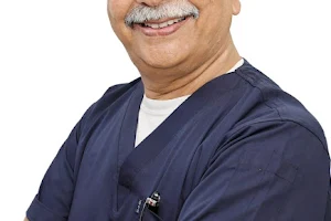 Dr. Mujahid Saleem, Best Joint Replacement Surgeon In Jaipur - Dr. Mujahid Saleem - Total Knee Replacement Surgeon In Jaipur image