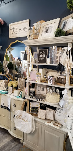 Shopping Mall «Westgate Centre», reviews and photos, 12320 Olive Blvd, Creve Coeur, MO 63141, USA