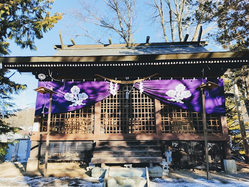 小泉諏訪神社