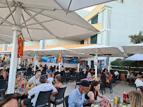 Atmosphère du Restaurant méditerranéen La Mer à Table (restaurant) à Le Barcarès - n°5