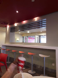 Atmosphère du Restaurant KFC MARSEILLE PLAN DE CAMPAGNE à Cabriès - n°14