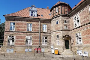Landestrost Castle image