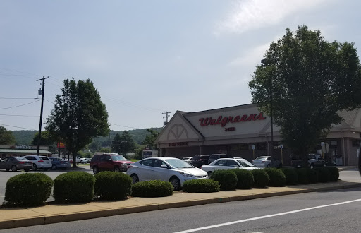 Drug Store «Walgreens», reviews and photos, 1855 S 5th St, Allentown, PA 18103, USA