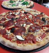 Plats et boissons du Pizzas à emporter Vini & Pizze à L'Isle-Jourdain - n°16