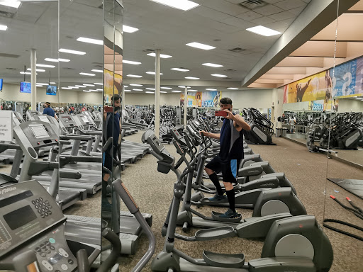 Gym «LA Fitness», reviews and photos, 340 S 25th St, Easton, PA 18042, USA