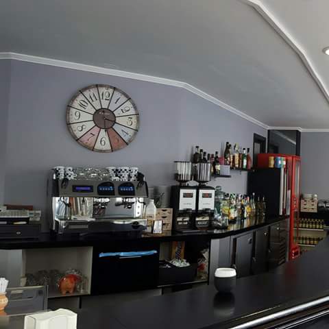 Café Bar Ginebra en la ciudad Carballo