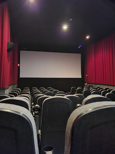 Movie Theater «Warren Mall Cinema», reviews and photos, 4160 Market St, Warren, PA 16365, USA
