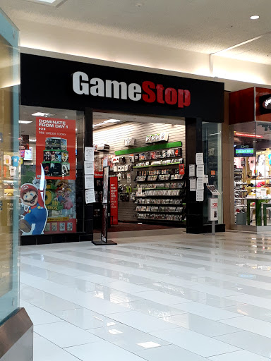 GameStop, 2001 South Rd, Poughkeepsie, NY 12601, USA, 