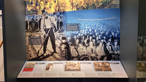 Historical Society «Oregon Historical Society», reviews and photos, 1200 SW Park Ave, Portland, OR 97205, USA