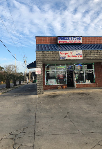Convenience Store «SMOKERS TOWN», reviews and photos, 205 2nd Loop Rd, Florence, SC 29505, USA