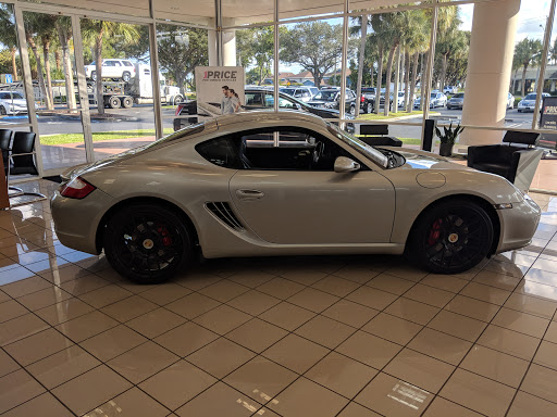 Cadillac Dealer «AutoNation Cadillac West Palm Beach», reviews and photos, 2101 45th St, West Palm Beach, FL 33407, USA