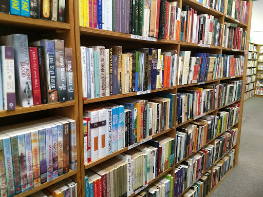 Book Store «Half Price Books», reviews and photos, 770 E Road to Six Flags St, Arlington, TX 76011, USA