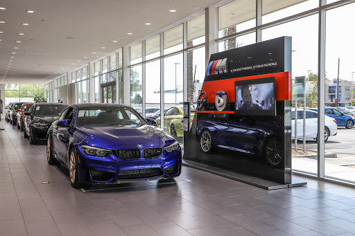 BMW Dealer «Chapman BMW On Camelback», reviews and photos, 830 E Camelback Rd, Phoenix, AZ 85014, USA