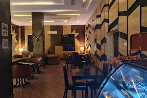 Damsaz Khan Lounge image