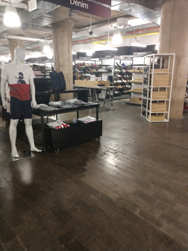 Department Store «Saks OFF 5TH», reviews and photos, 850 3rd Ave, Brooklyn, NY 11232, USA