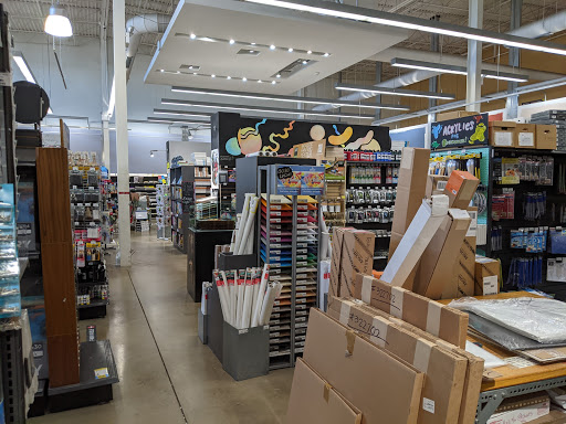 Art Supply Store «Blick Art Materials», reviews and photos, 1574 N Kingsbury St, Chicago, IL 60622, USA