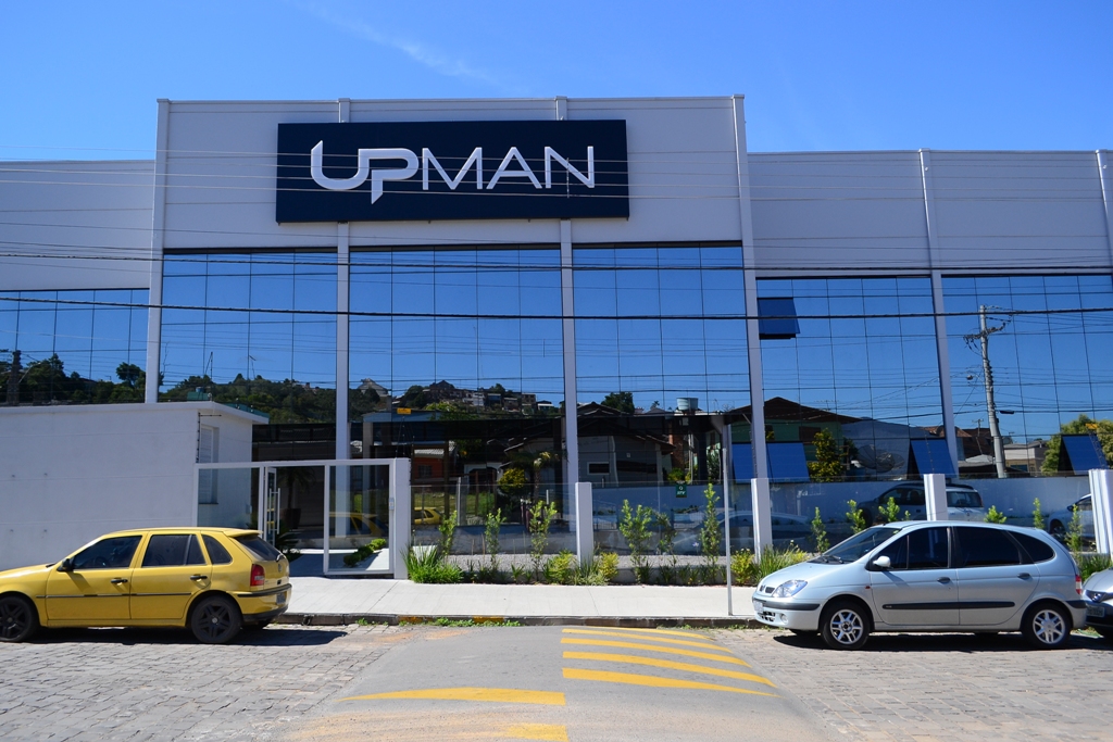 Upman Organizações Têxteis Ltda