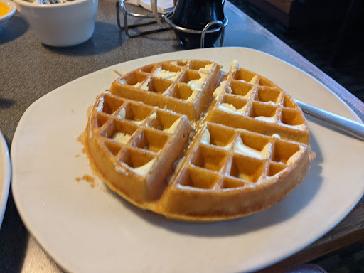 Shopping Mall «Airport Plaza Shopping Center», reviews and photos, 1390 NJ-36, Hazlet, NJ 07730, USA