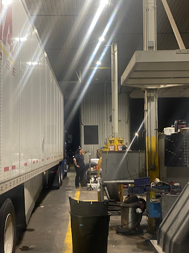 Tire Shop «Speedco Truck Lube and Tires», reviews and photos, 1111 Bucksnort Rd, Jackson, GA 30233, USA