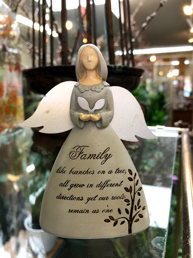 Florist «Crystals Flowers & Gifts», reviews and photos, 17314 Pacific Ave S, Spanaway, WA 98387, USA