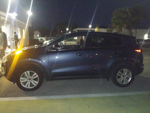 Used Car Dealer «Hertz Car Sales Orlando East», reviews and photos, 2000 N Semoran Blvd, Winter Park, FL 32792, USA