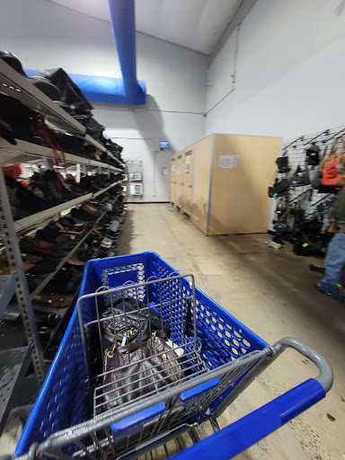 Thrift Store «Goodwill of Silicon Valley», reviews and photos, 311 W Calaveras Blvd, Milpitas, CA 95035, USA