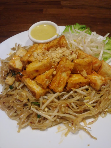 Shopping Mall «Evergreen Shopping Center», reviews and photos, 5015 Tacoma Mall Blvd, Tacoma, WA 98409, USA