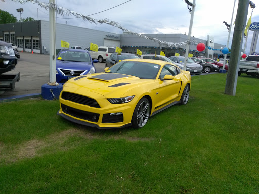 Car Dealer «Kunes Country Ford Stateline Superstore», reviews and photos, 104 IL-173, Antioch, IL 60002, USA