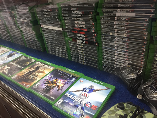 Pawn Shop «Pawn South», reviews and photos, 433 S Madison St, Whiteville, NC 28472, USA