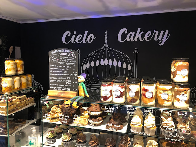Comments and reviews of Cielo Cakery