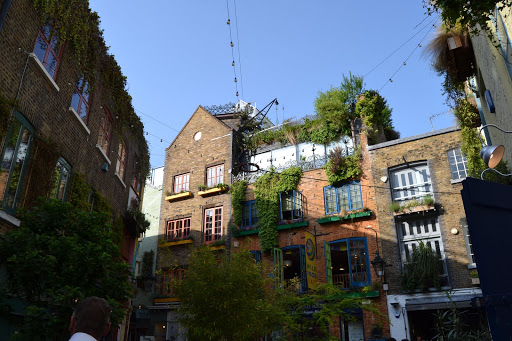 Neal's Yard Remedies