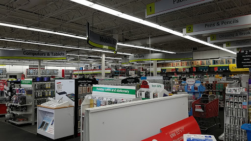 Office Supply Store «Staples», reviews and photos, 350 N Bedford Rd, Mt Kisco, NY 10549, USA