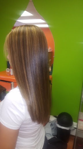Beauty Salon «Perfect Hair Salon Dominican Style», reviews and photos, 86 York Rd, Willow Grove, PA 19090, USA