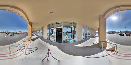 Tobacco Shop «Habits Vape & Smoke shop», reviews and photos, 8391 Folsom Blvd, Sacramento, CA 95826, USA