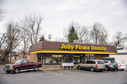 Jolly Pirate Donuts, 175 S 30th St, Newark, OH 43055, USA, 